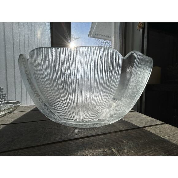 Arcoroc Fleur Extra Large Bowl 12" W France Vintage Deep Glass Punch Bowl - Picture 11 of 14